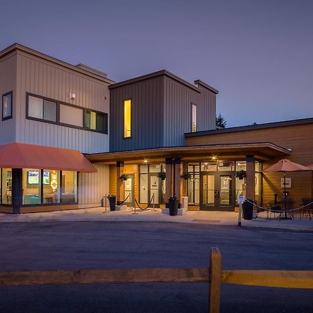 Sun & Ski Inn And Suites Stowe Exterior foto